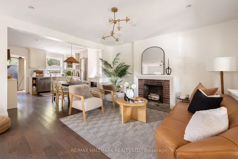 30 Saint Marks Rd, Toronto, ON M6S 2H8