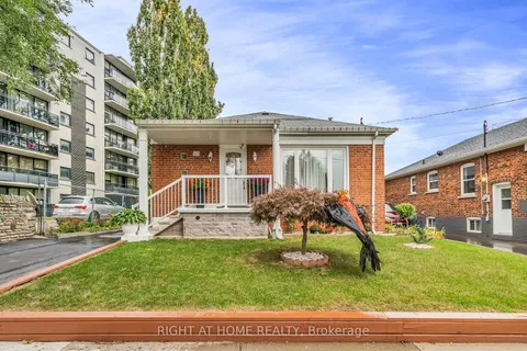 413 Bartos Dr, Oakville, ON L6K 3E5