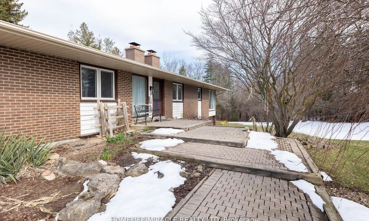 12201 Torbram Rd, Caledon, ON L7C 2T4
