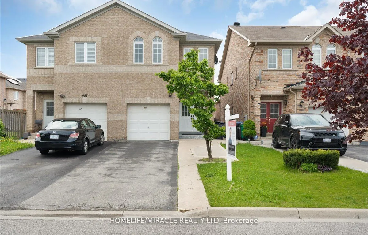 455 Comiskey Cres, Mississauga, ON L5W 0C7