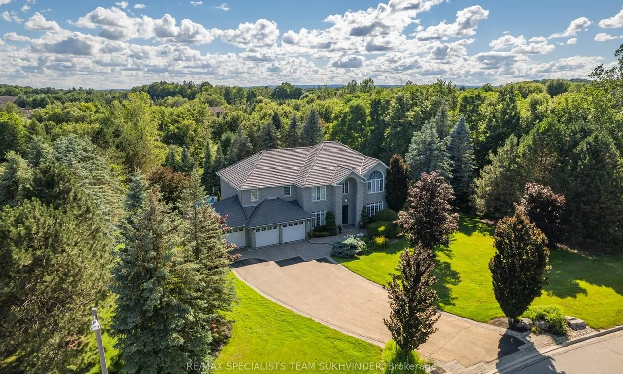 4 Stonehart St, Caledon, ON L7E 0B7