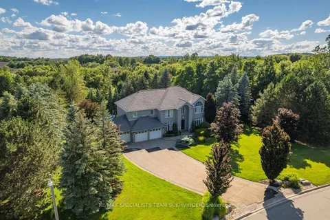 4 Stonehart St, Caledon, ON L7E 0B7