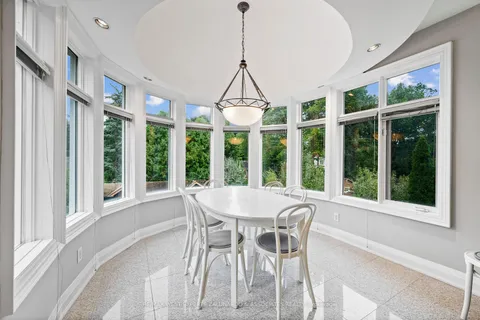 55 Comay Rd, Toronto, ON M6M 2K9