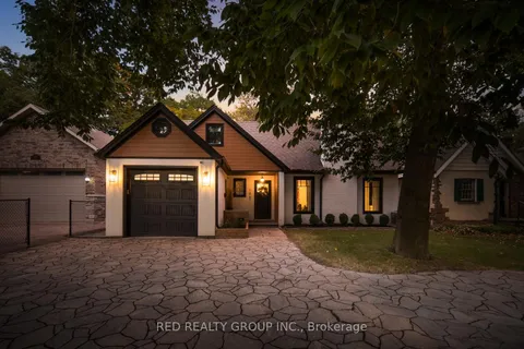 1067 Kipling Ave, Toronto, ON M9B 3M1