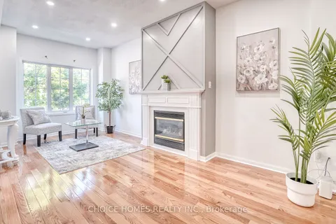 16 Starfish Crt, Brampton, ON L6R 2R5