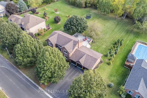 31 Cranston Dr, Caledon, ON L7C 1P8