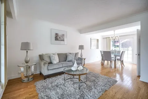 91 Fulwell Cres, Toronto, ON M3J 1Y4