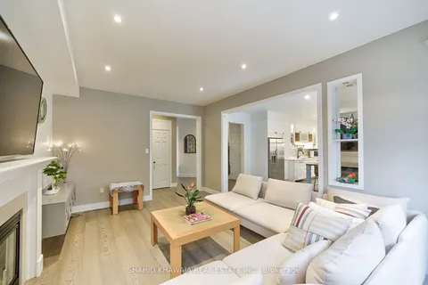 177 Farrington Crossing, Milton, ON L9T 0S8