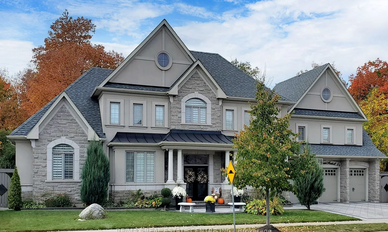 172 Elbern Markell Dr, Brampton, ON L6X 2Z9
