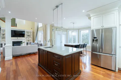 2489 Olinda Crt, Mississauga, ON L5C 4P5