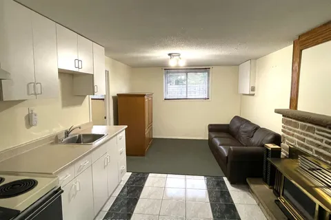 3231 Trisha Downs, Mississauga, ON L5A 2A6