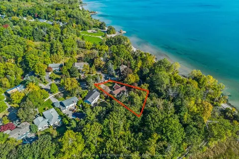 1294 Gatehouse Dr, Mississauga, ON L5H 1A5