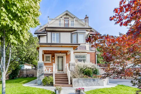 35 Joseph St, Toronto, ON M9N 2H9