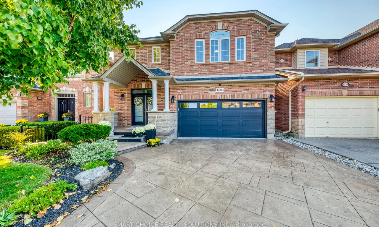 1436 Gulledge Tr, Oakville, ON L6M 3Z8