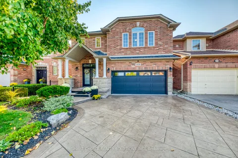 1436 Gulledge Tr, Oakville, ON L6M 3Z8
