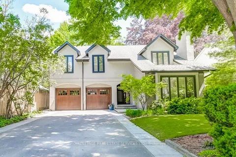 284 Lawson St, Oakville, ON L6J 1Z4