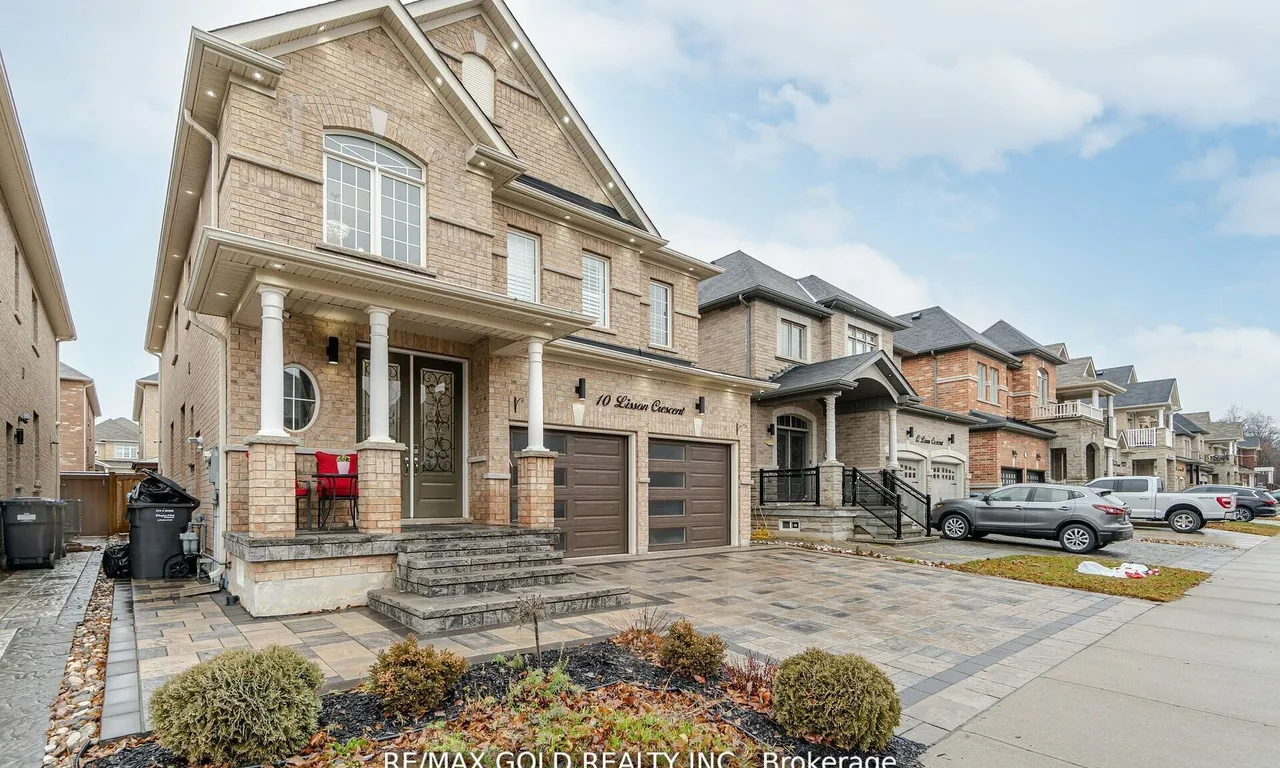 10 Lisson Cres, Brampton, ON L6X 5H8