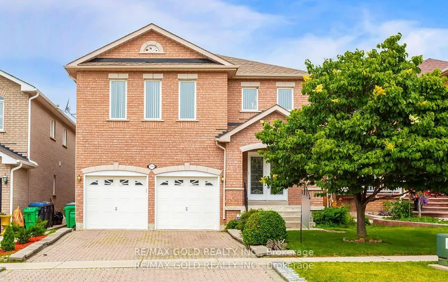 799 Envoy Dr, Mississauga, ON L5W 1H3