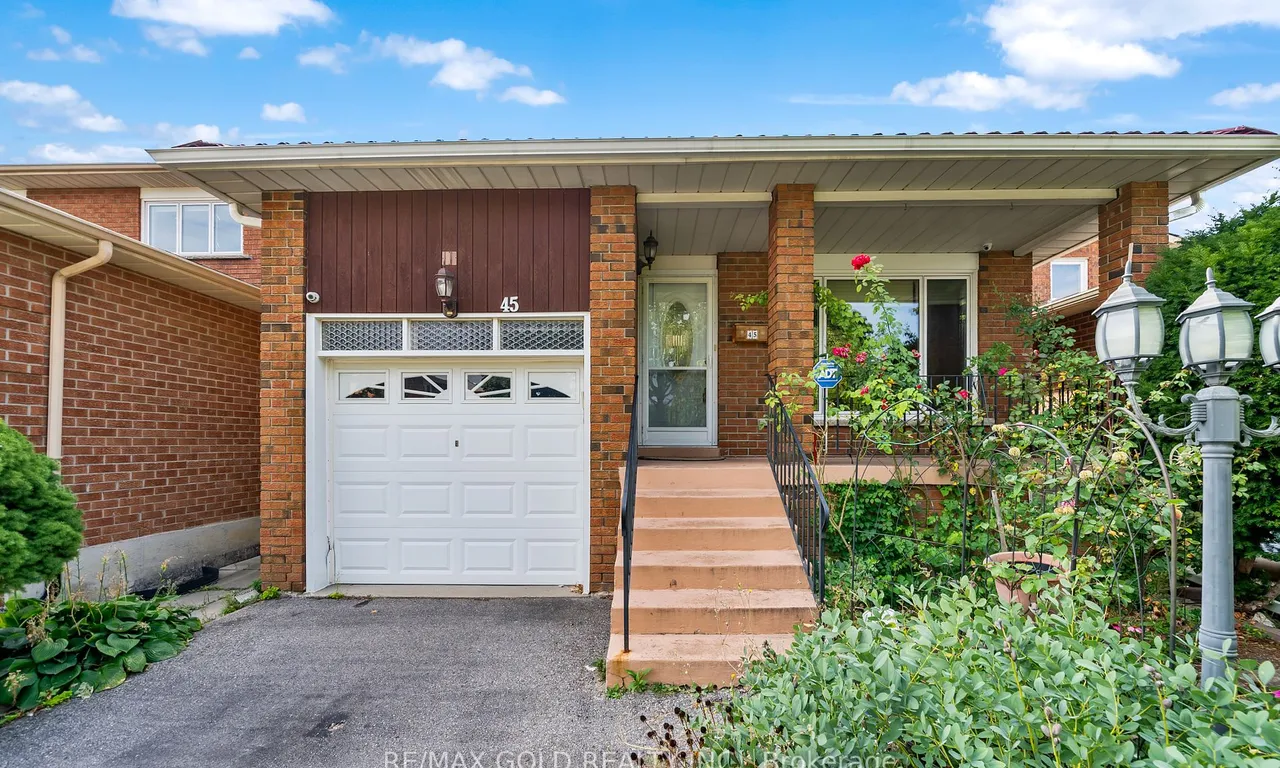 45 Bordeaux Crct, Toronto, ON M9V 4Y9