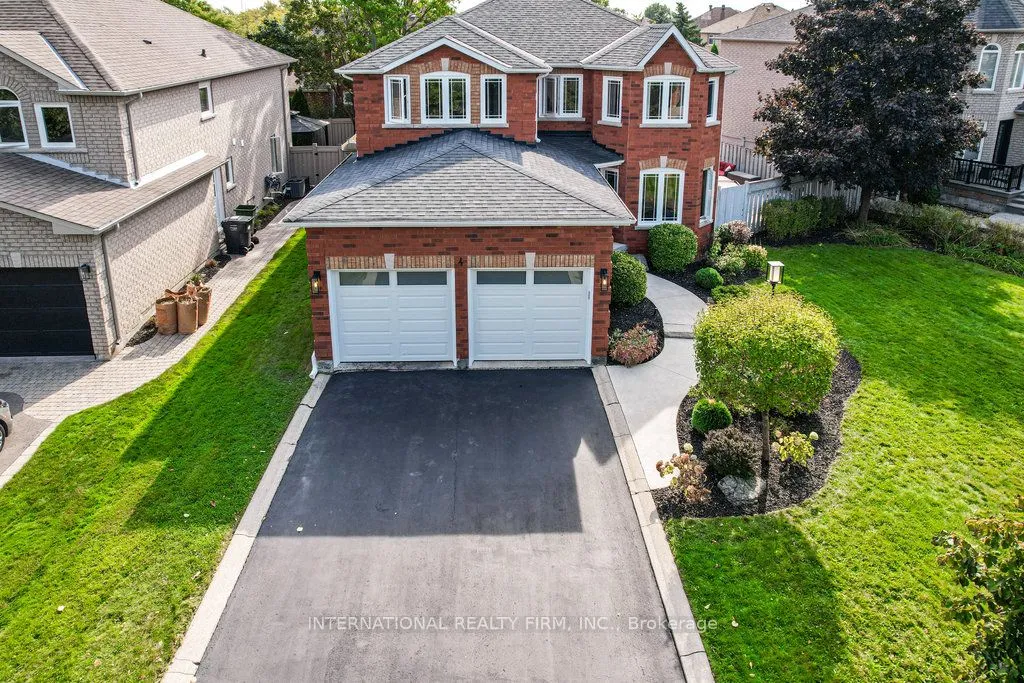 4 Cornerstone Crt, Caledon, ON L7E 1T4