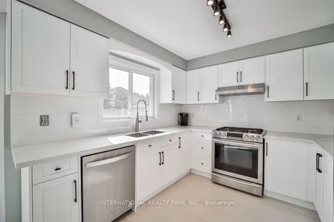 4 Cornerstone Crt, Caledon, ON L7E 1T4