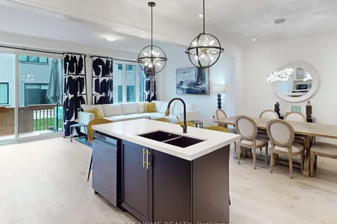 34 Camino Real Dr, Caledon, ON L7C 1Z9