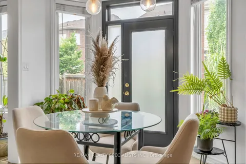 192 Giddings Cres, Milton, ON L9T 7A7