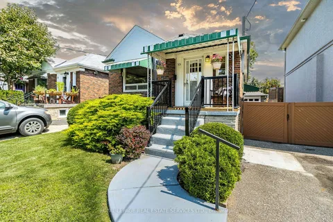 55 Twelfth St, Toronto, ON M8V 3G8