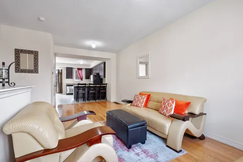 39 Sea Drifter Cres, Brampton, ON L6P 4B2