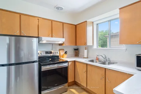96 Post Rd, Brampton, ON L6V 1X2