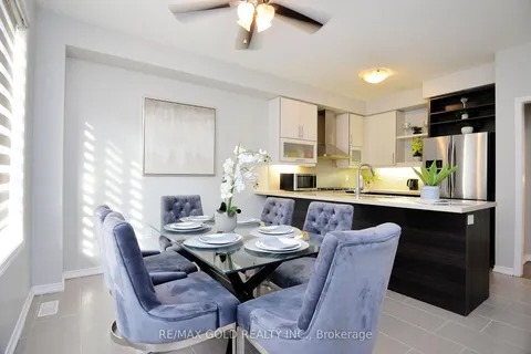 33 Baffin Cres, Brampton, ON L7A 4K9