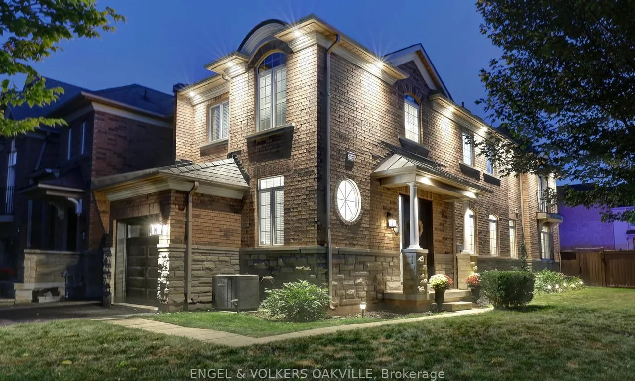3449 Robin Hill Circ, Oakville, ON L6L 6X3