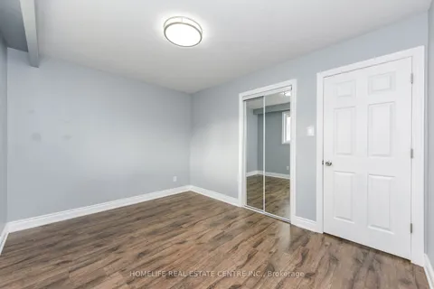 28 Olive Crt, Brampton, ON L6V 3G9