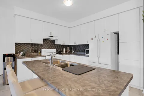 186 Etheridge Ave, Milton, ON L9T 7K6