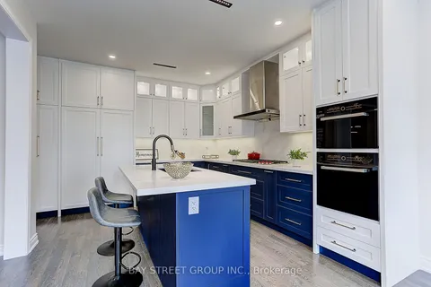 146 Petgor Path, Oakville, ON L6H 0Y6
