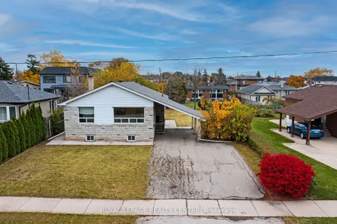 383 Southview Rd, Oakville, ON L6K 2P7