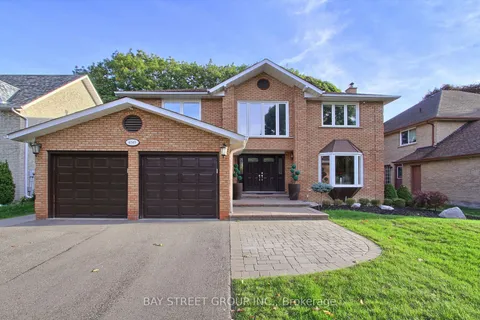 4149 Bridlepath Tr, Mississauga, ON L5L 3E8