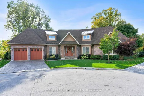 1100 Haydonbridge Crt, Mississauga, ON L5V 1J4