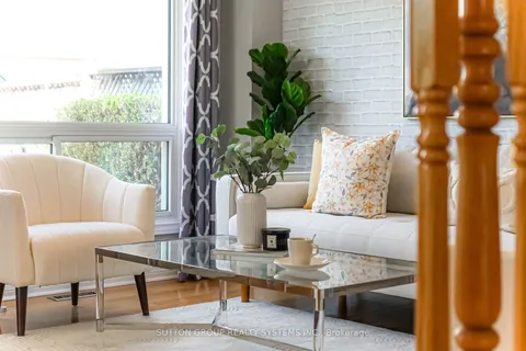 5183 Dryden Ave, Burlington, ON L7L 6L6