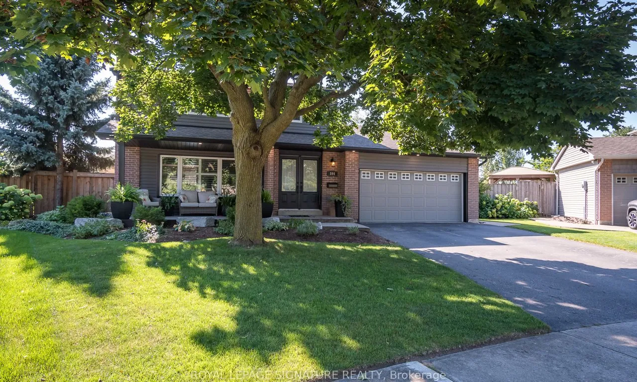 844 Bishop Crt, Milton, ON L9T 3N1