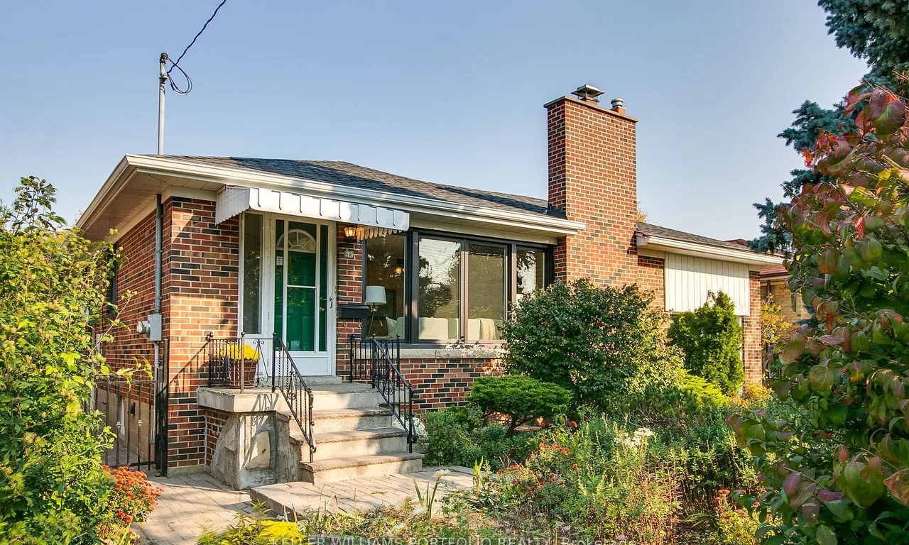 60 Coney Rd, Toronto, ON M8Z 2K8