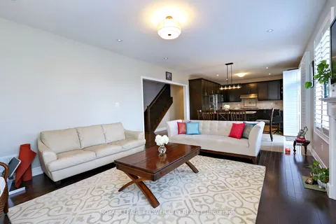 53 Pathway Dr, Brampton, ON L6X 0Z7