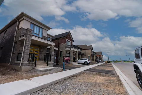 1689 Whitlock Ave, Milton, ON L9E 1C6