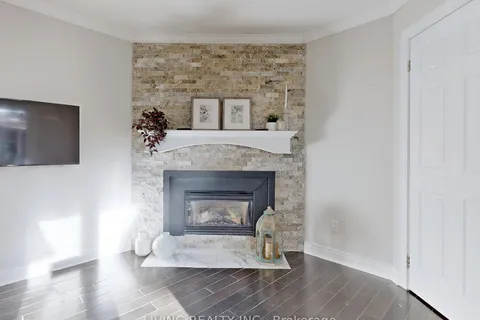 462 Luzon Cres, Mississauga, ON L5B 3W9