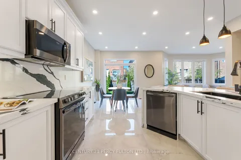 345 Nairn Circ, Milton, ON L9T 8A5