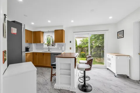 41 Softneedle Avenue, ON L6R 1K4