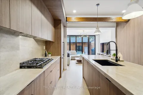 37 Pauline Ave, Toronto, ON M6H 3M7