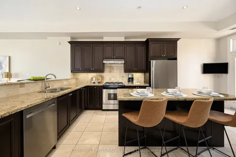 120 Bronte Road, ON L6L 3C1