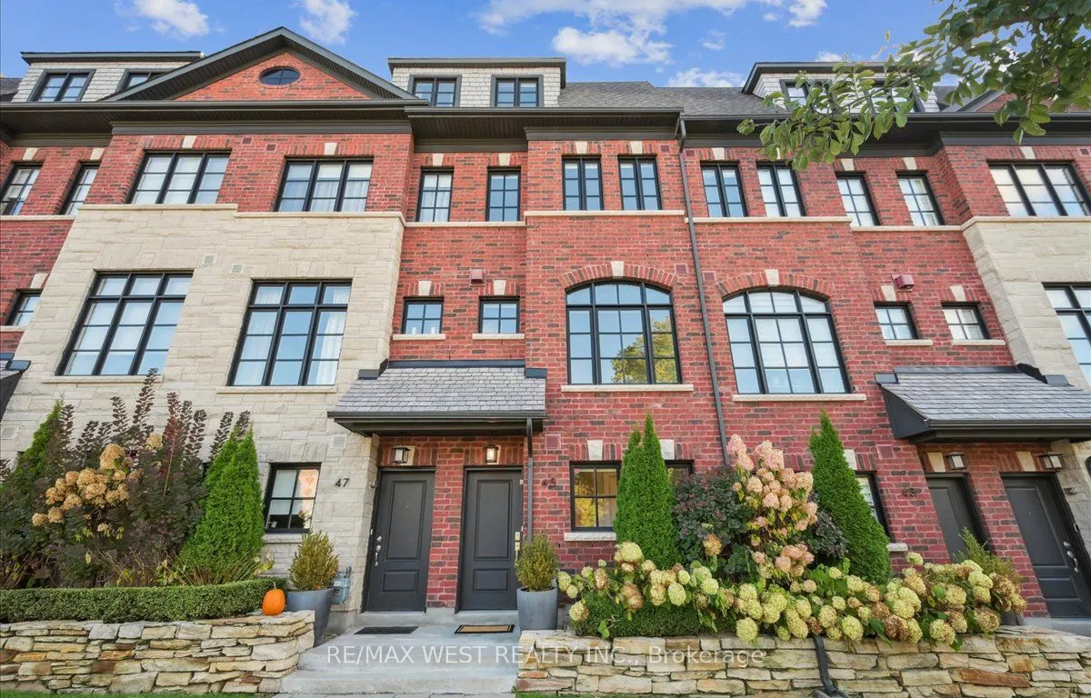 45 Twenty Ninth St, Toronto, ON M8Y 0B7