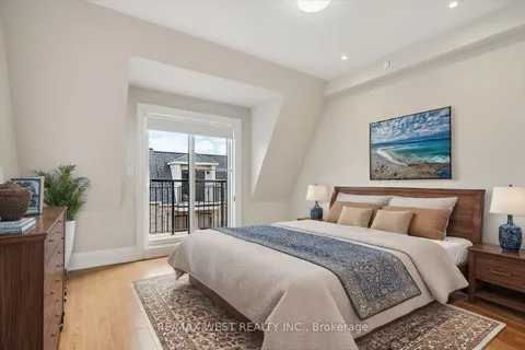 45 Twenty Ninth St, Toronto, ON M8Y 0B7